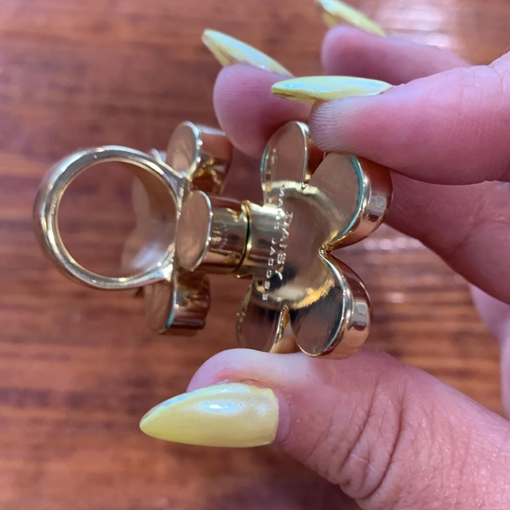 Limited-Edition 2007 Marc Jacobs “Daisy” Statement Perfume Ring - Picture 14 of 17
